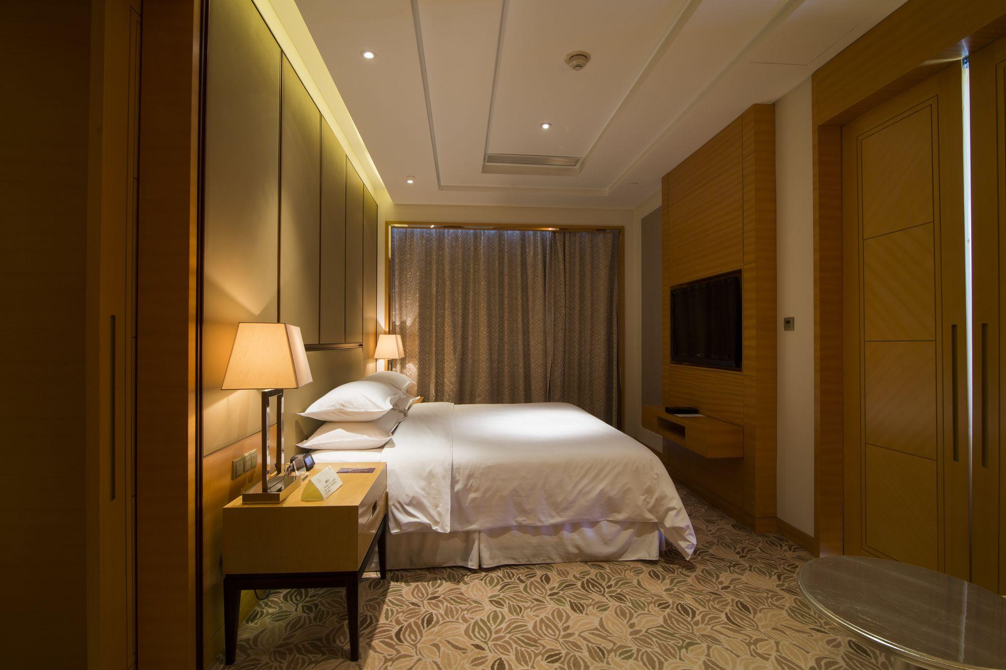 Sheraton Qingdao Jiaozhou Hotel Esterno foto