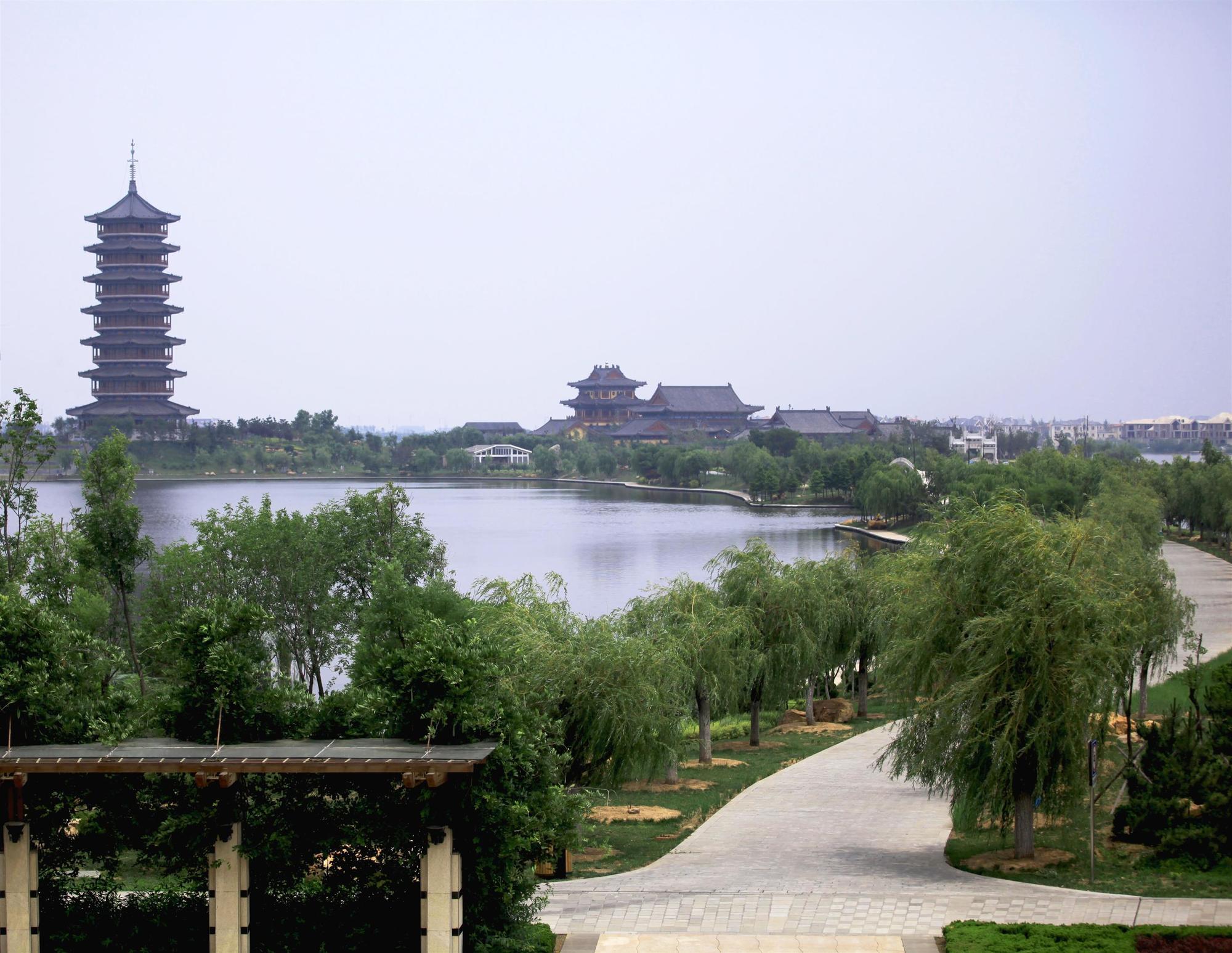 Sheraton Qingdao Jiaozhou Hotel Esterno foto